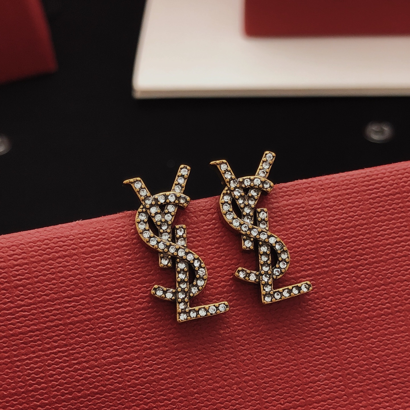 Saint Laurent YED0085 Cassandre Monogram earrings antique gold metal with clear crystal stones 2cm length