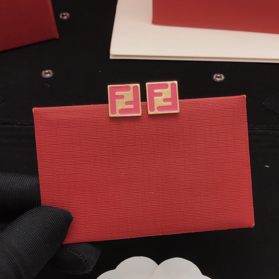 Fendi FF Logo Square Stud Earrings earrings gold-tone metal with hot pink enamel 1 2cm