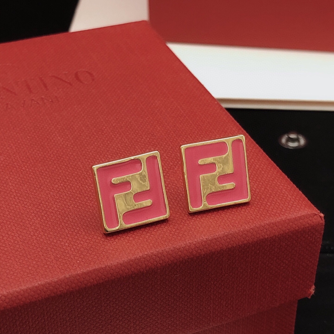 Fendi FF Logo Square Stud Earrings earrings gold-tone metal with hot pink enamel 1 2cm