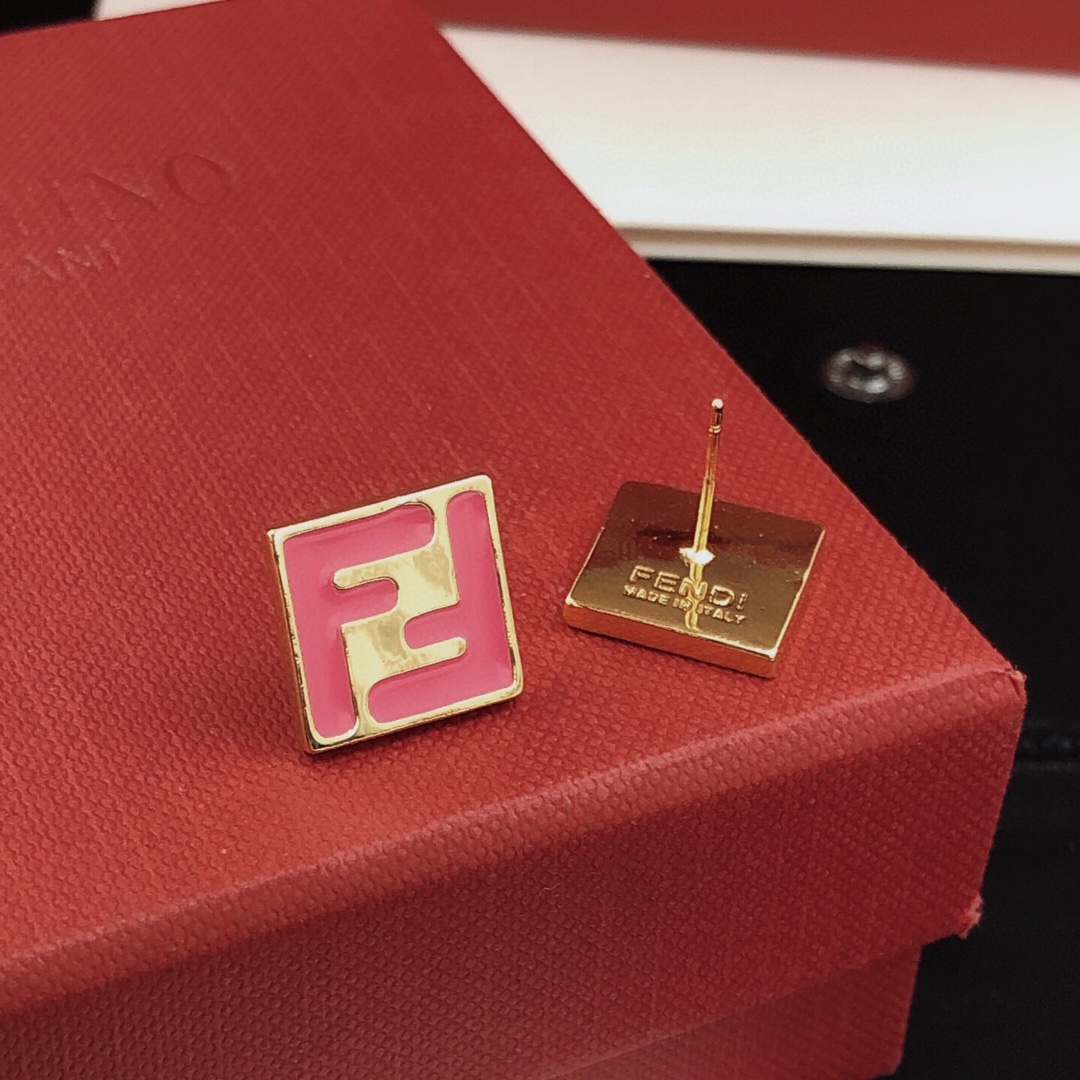 Fendi FF Logo Square Stud Earrings earrings gold-tone metal with hot pink enamel 1 2cm