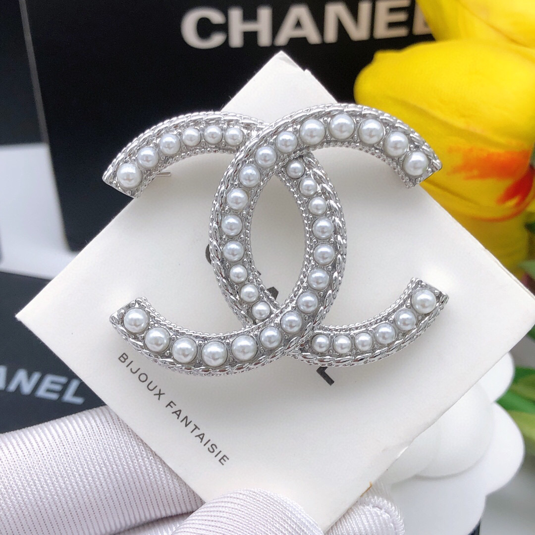 Chanel CC Logo Pearl Brooch brooch silver tone metal white faux pearl 3 5cm width