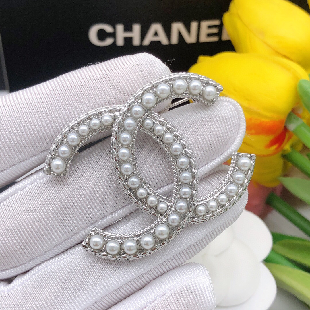 Chanel CC Logo Pearl Brooch brooch silver tone metal white faux pearl 3 5cm width