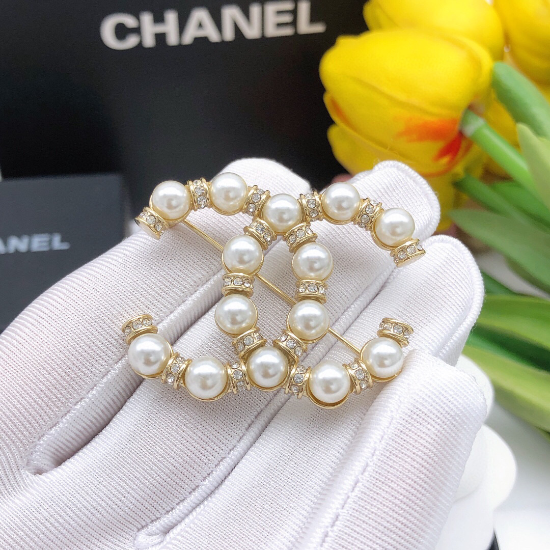 Chanel CC Pearl Crystal Brooch brooch gold tone metal white faux pearl clear crystal 3 5cm width