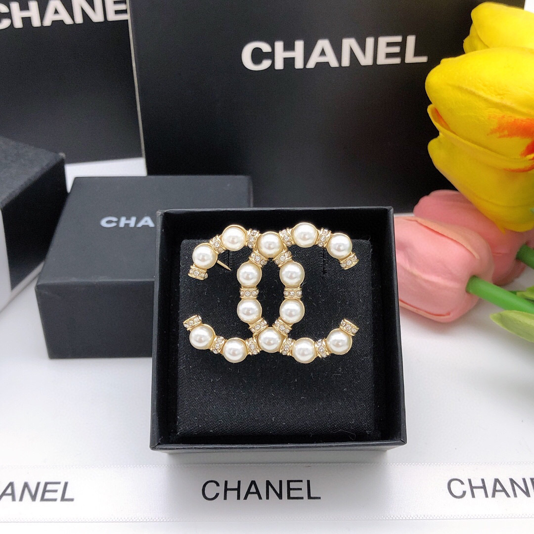 Chanel CC Pearl Crystal Brooch brooch gold tone metal white faux pearl clear crystal 3 5cm width
