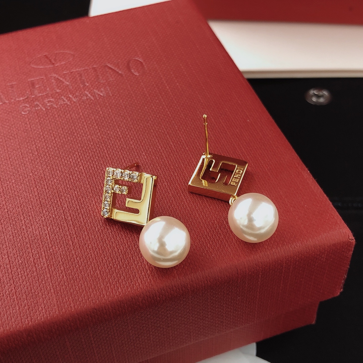 Fendi FF Logo Pearl Drop Earrings earrings gold-tone metal clear cubic zirconia cream white pearl 1 5cm drop length