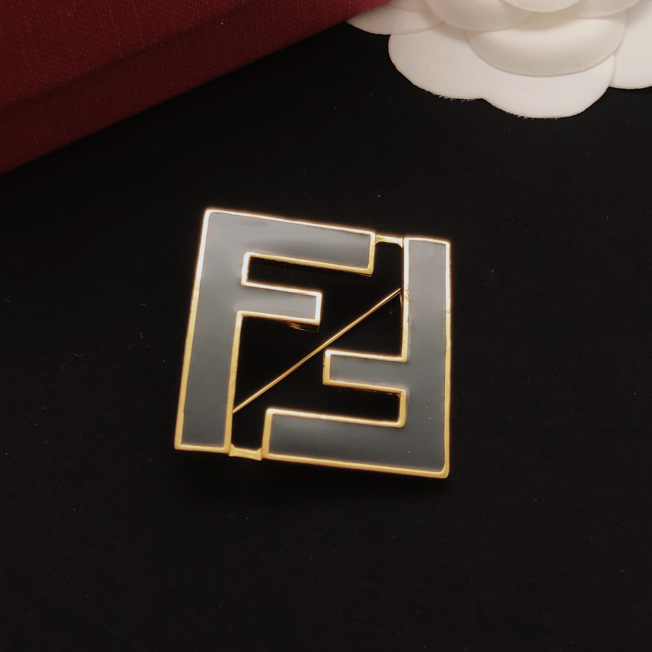 Fendi FF Logo Brooch brooch Gold-tone metal with black enamel 3 5cm x