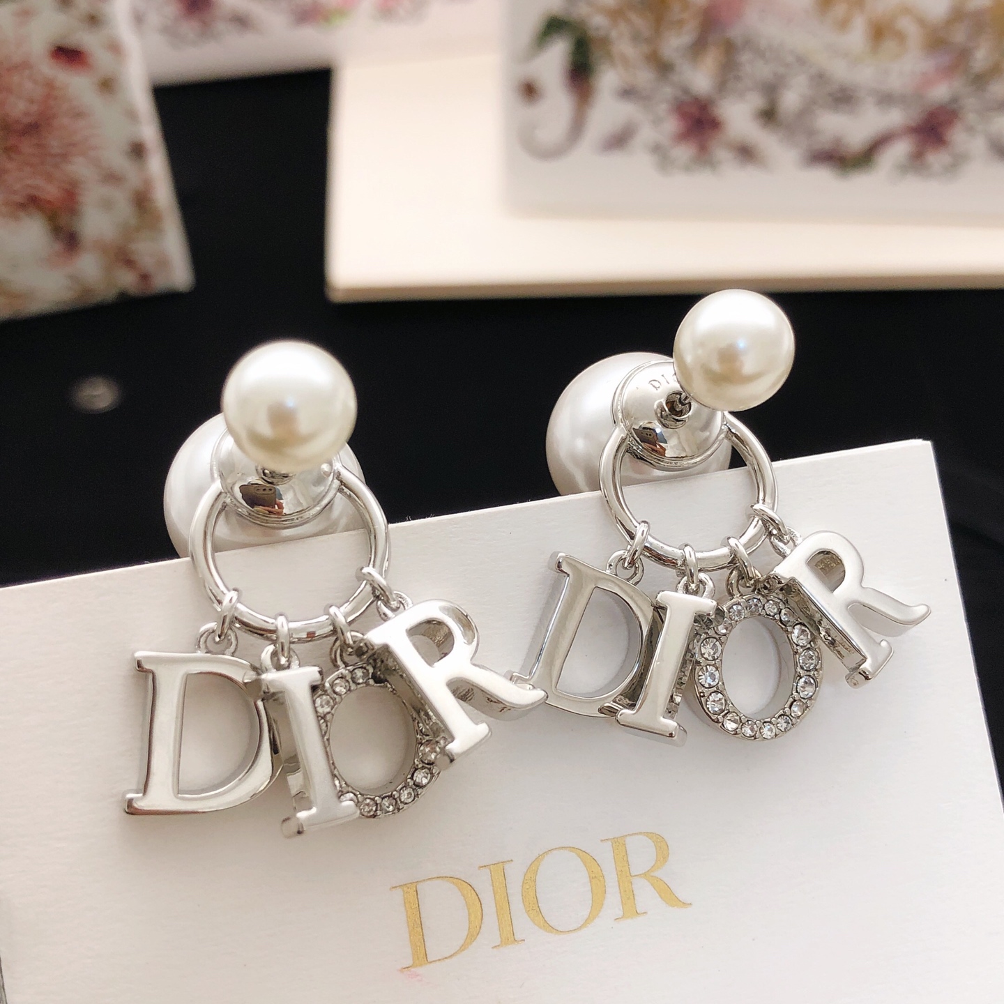 Dior Tribales earrings Silver-toned metal white pearl clear crystal One Size