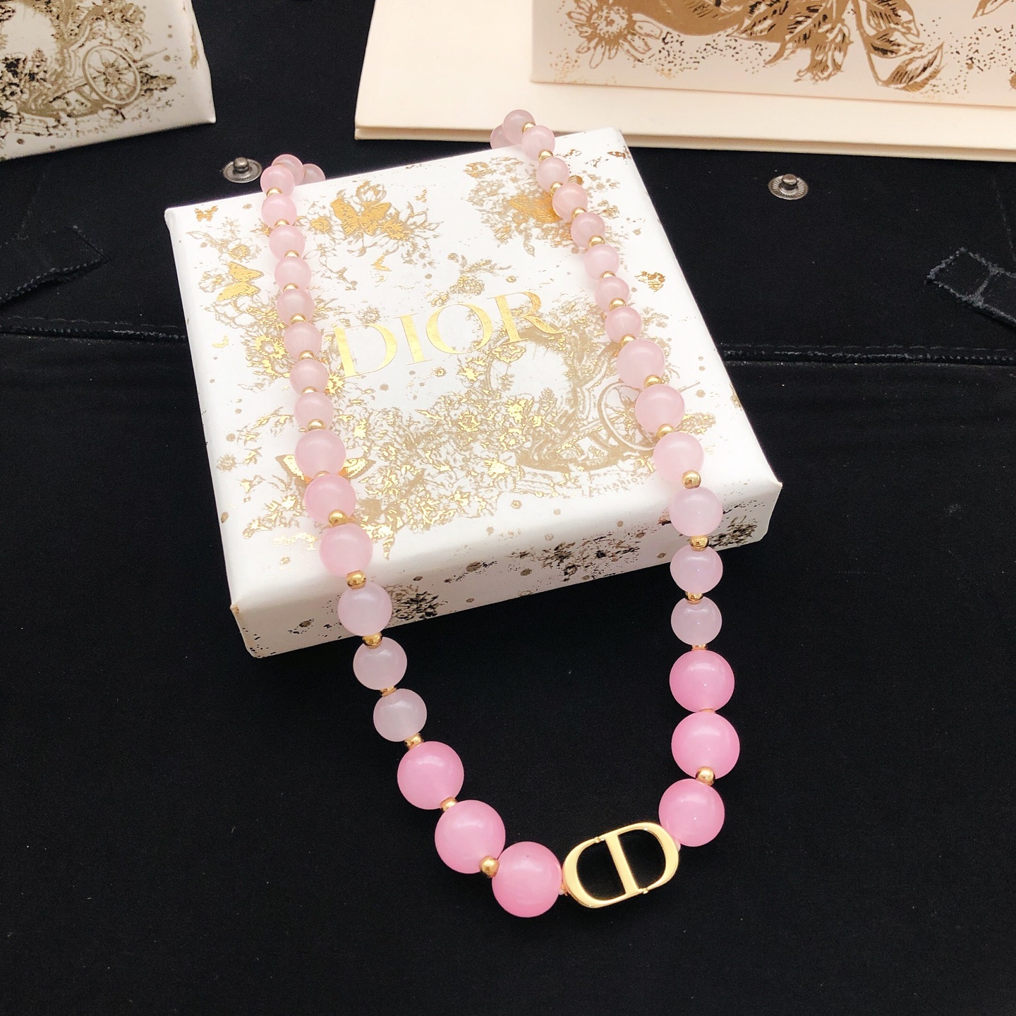 Dior 30 Montaigne Beaded Necklace necklace Gold-tone metal with gradient pink resin beads 42cm with 5cm extender chain