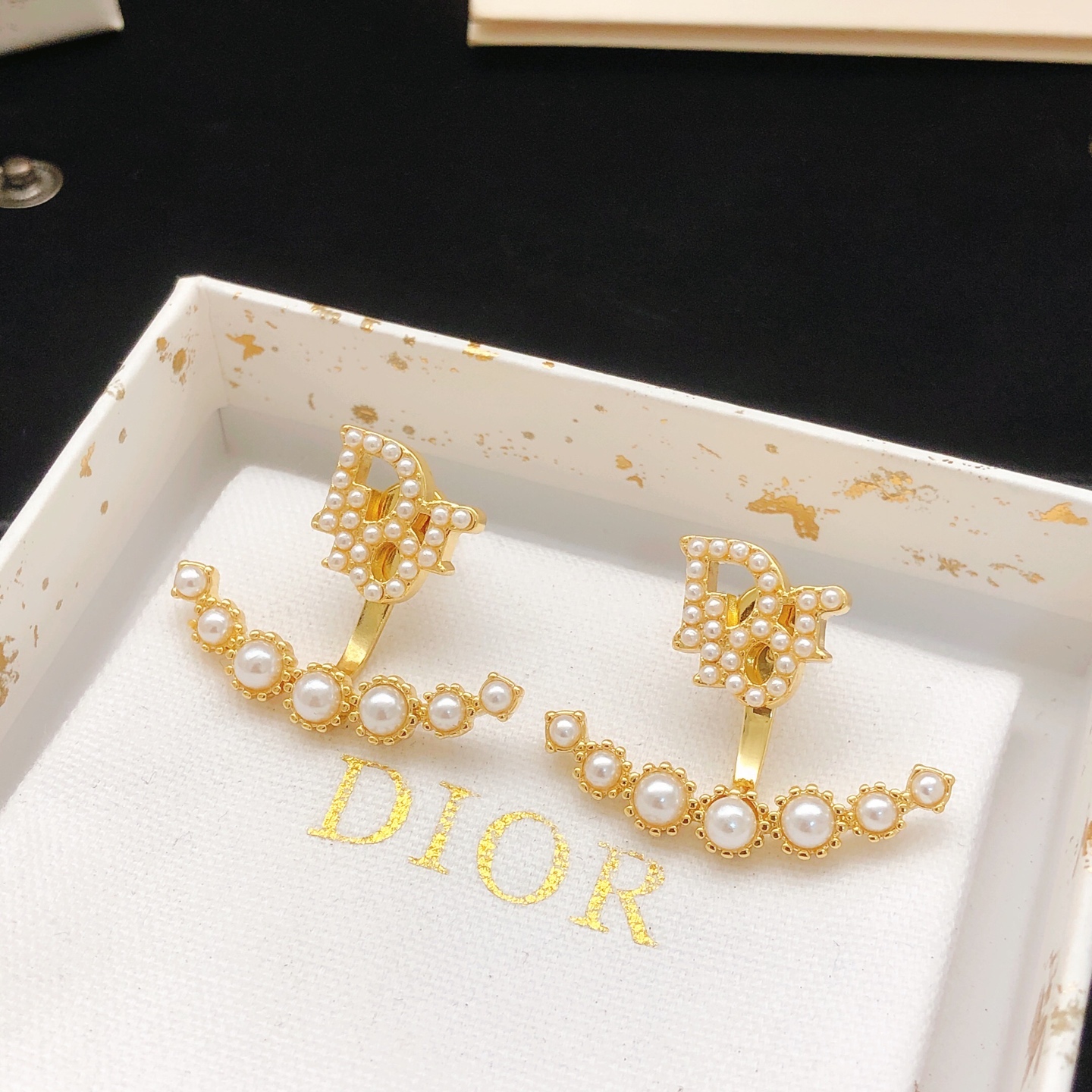 Dior DED0340 Pearl Logo Ear Cuff Earrings earrings Gold-tone metal with white faux pearls One Size