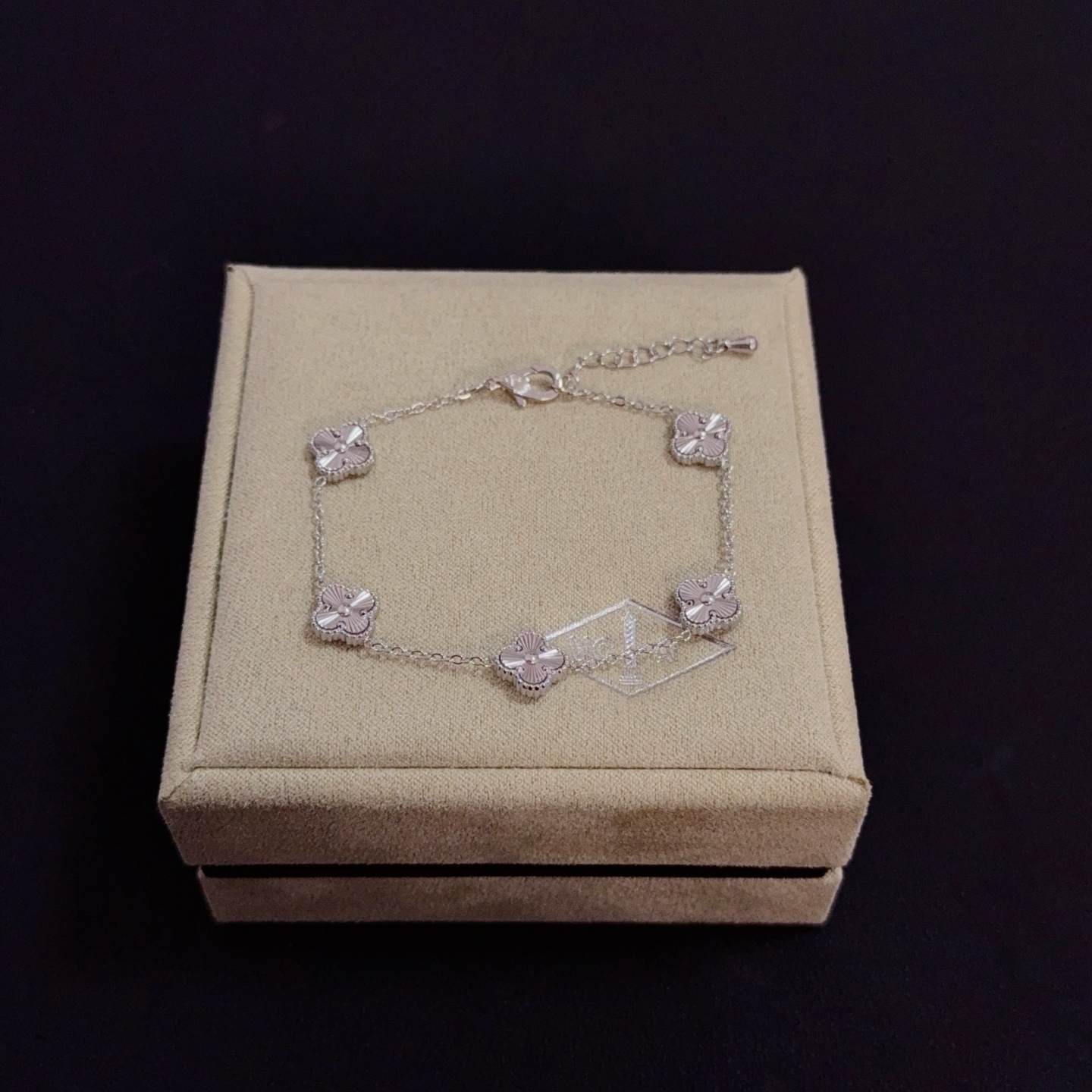 Van Cleef Arpels Alhambra bracelet silver metal with guilloche engraved clover motifs 19cm