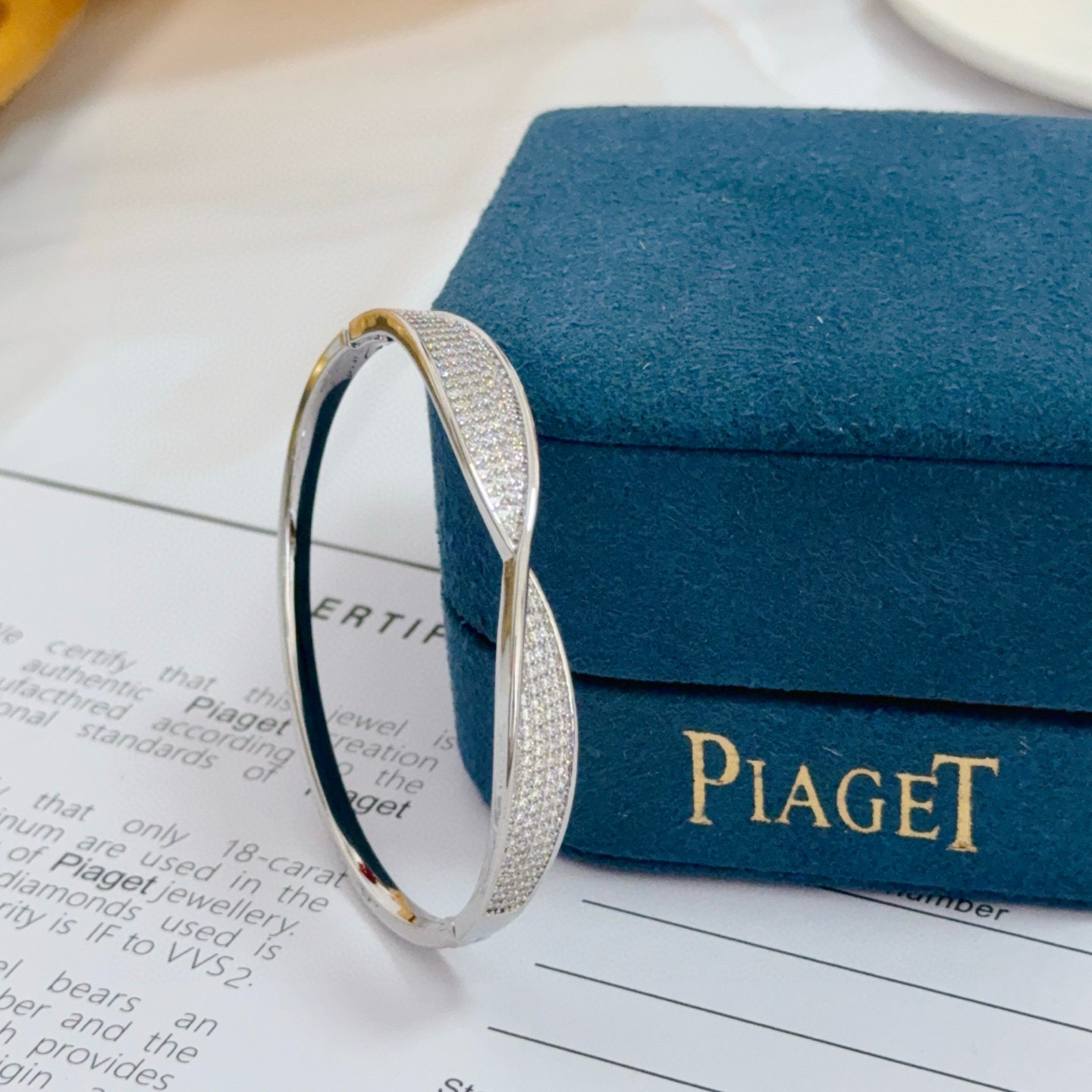 Piaget Possession bracelet white gold diamond 17cm