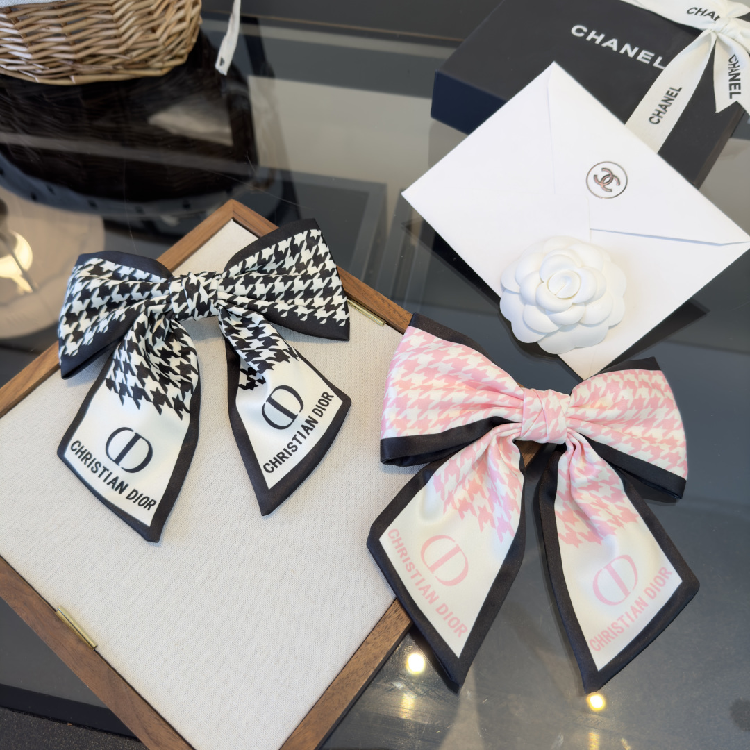Christian Dior CD Logo Houndstooth Bow Hair Accessory brooch black and white houndstooth printed silk with black printed CD logo and Christian Dior text 12cm width 15cm length