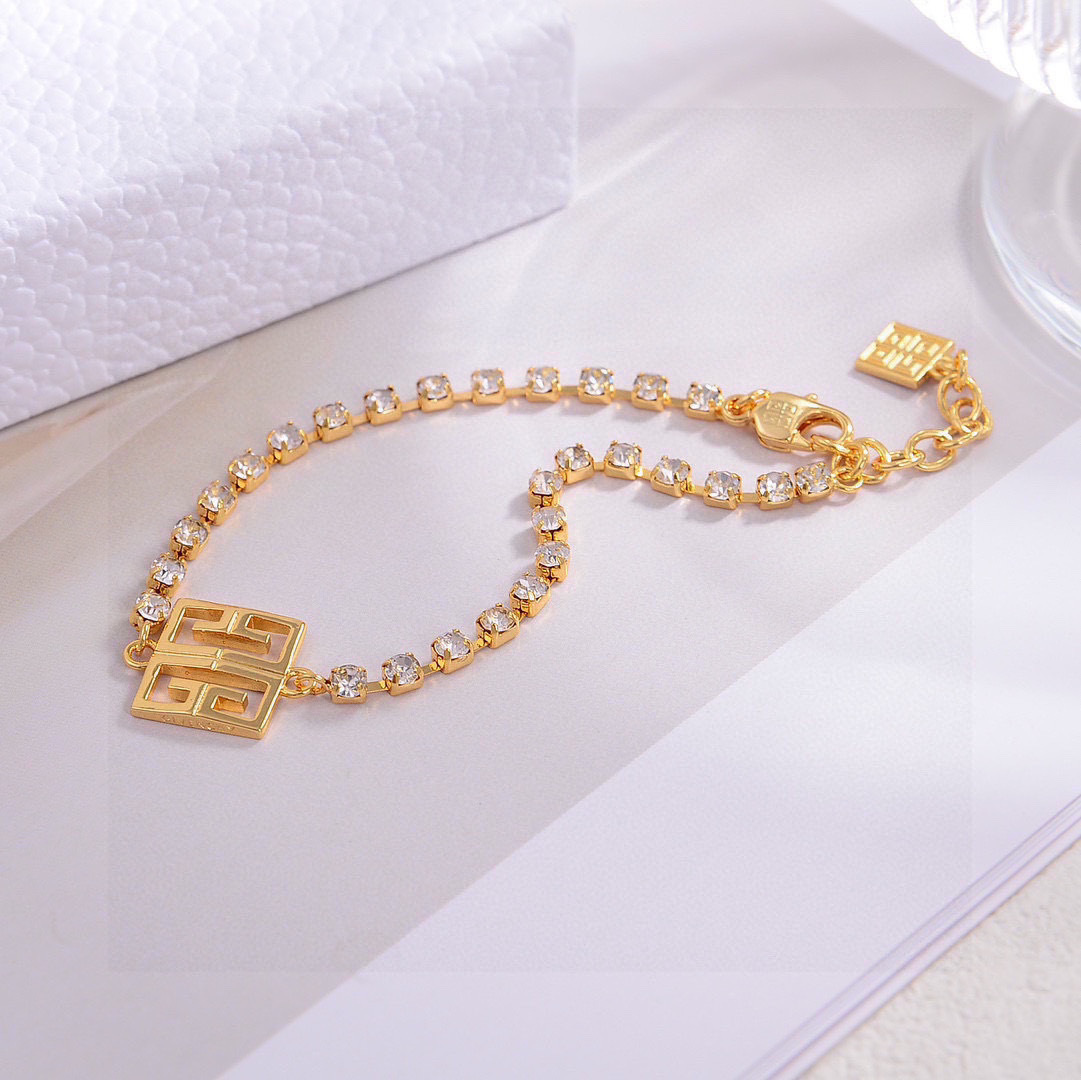 Luxury necklace