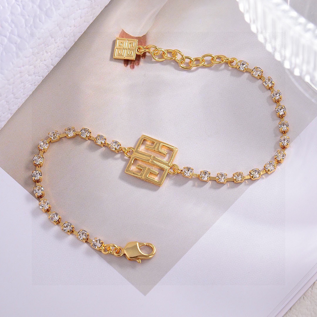 Luxury necklace