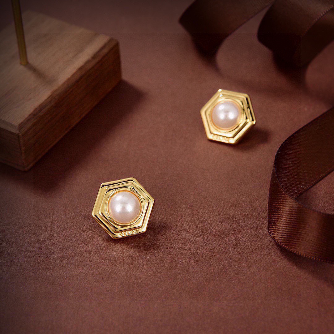 Celine Hexagonal Pearl Stud earrings gold-tone metal with white pearl 2cm diameter