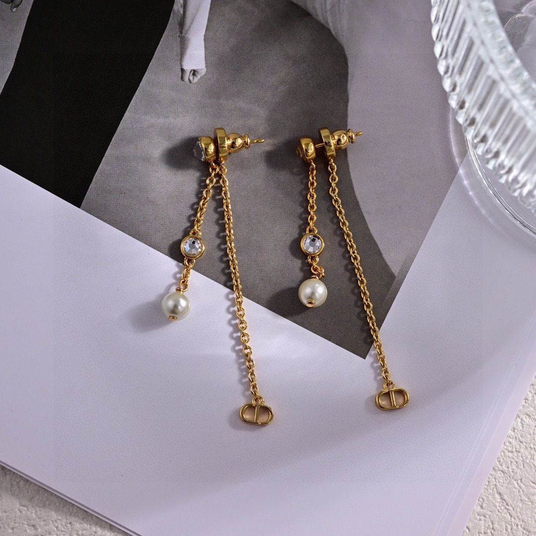 Dior Petit CD Treasure earrings Gold-tone metal with white resin pearl and clear silver-tone crystal accents One Size