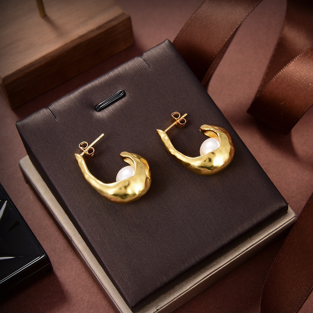 Celine PRECIOUS earrings 18k gold tone metal with white freshwater pearls 2 5cm drop length