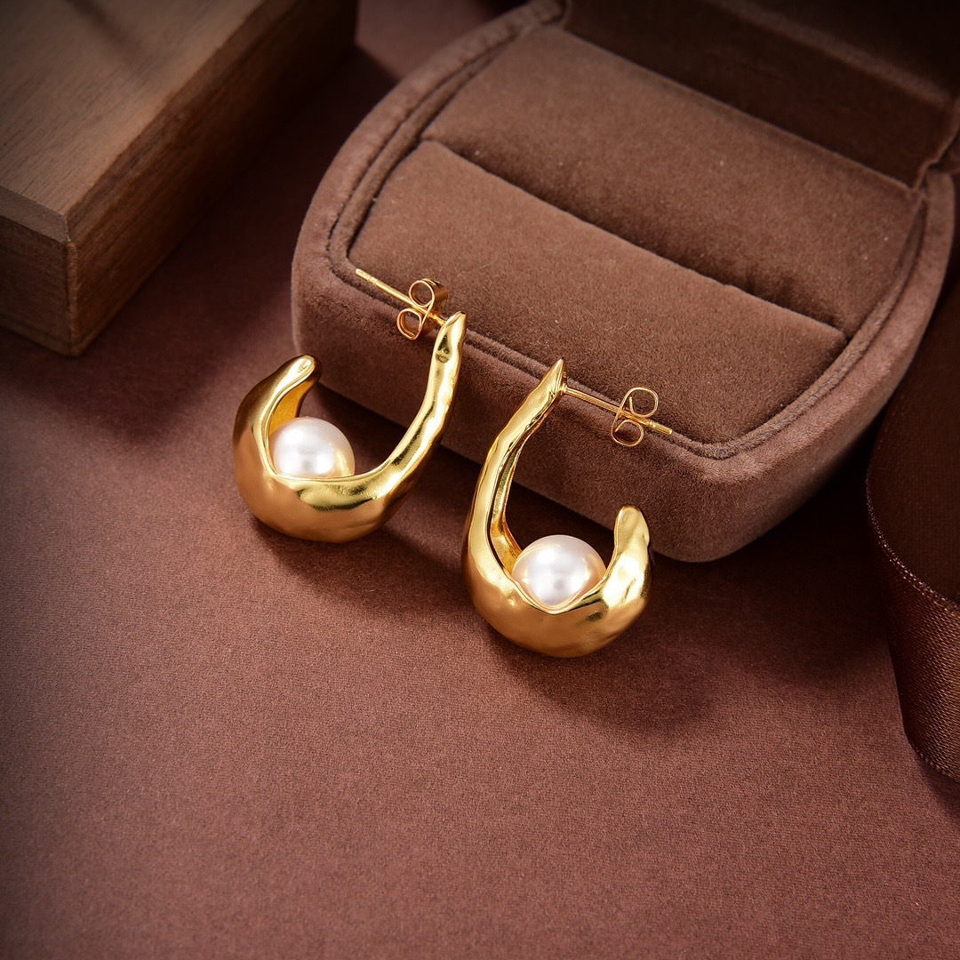 Celine PRECIOUS earrings 18k gold tone metal with white freshwater pearls 2 5cm drop length