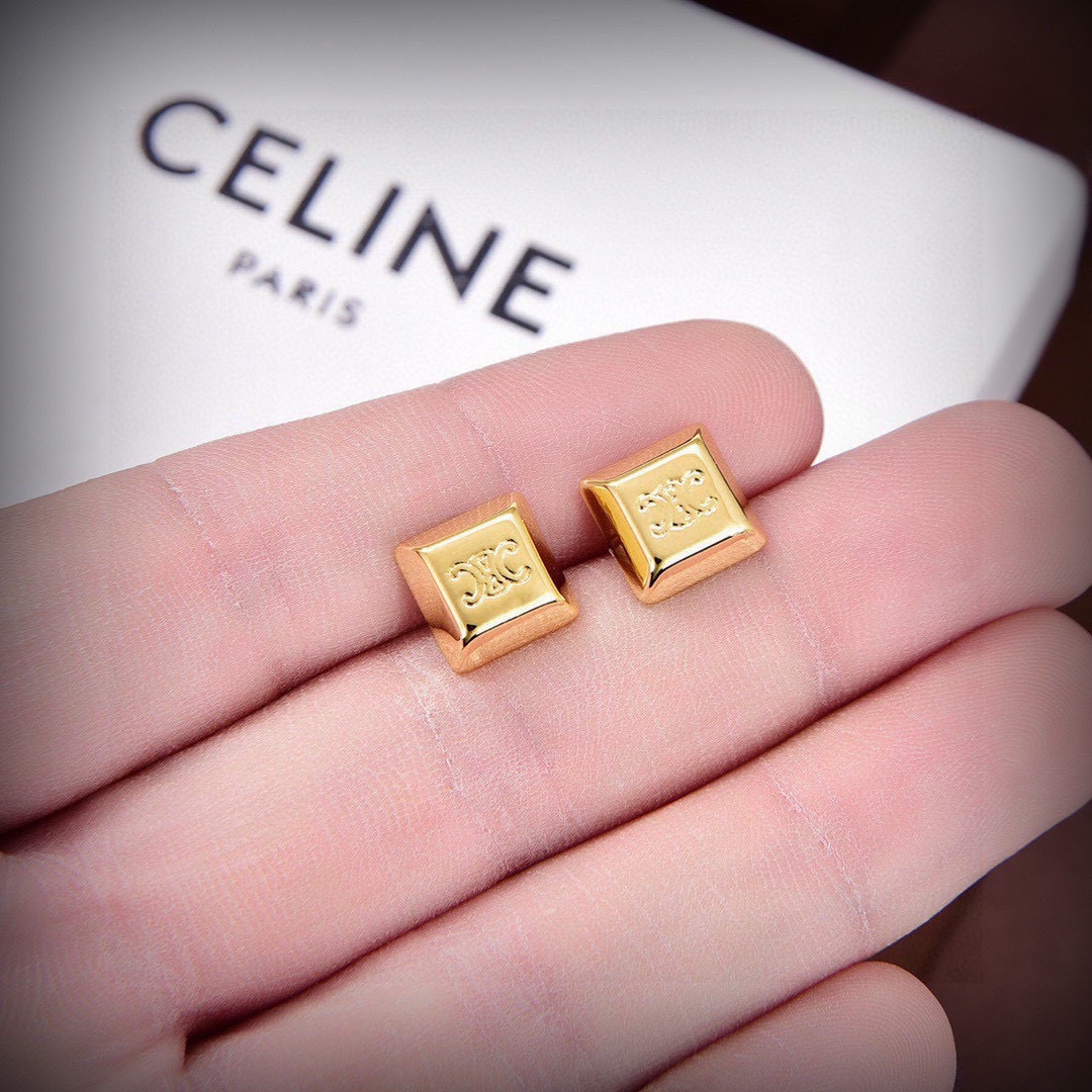 Celine Triomphe Square Stud earrings gold-tone metal 8mm stud diameter