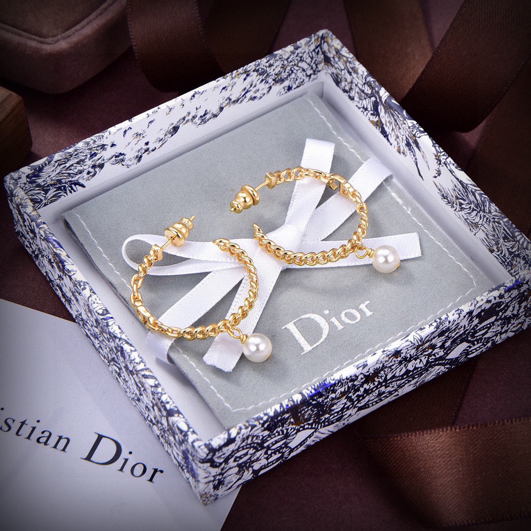 Dior 30 Montaigne earrings gold metal with white pearl 2 5cm hoop diameter