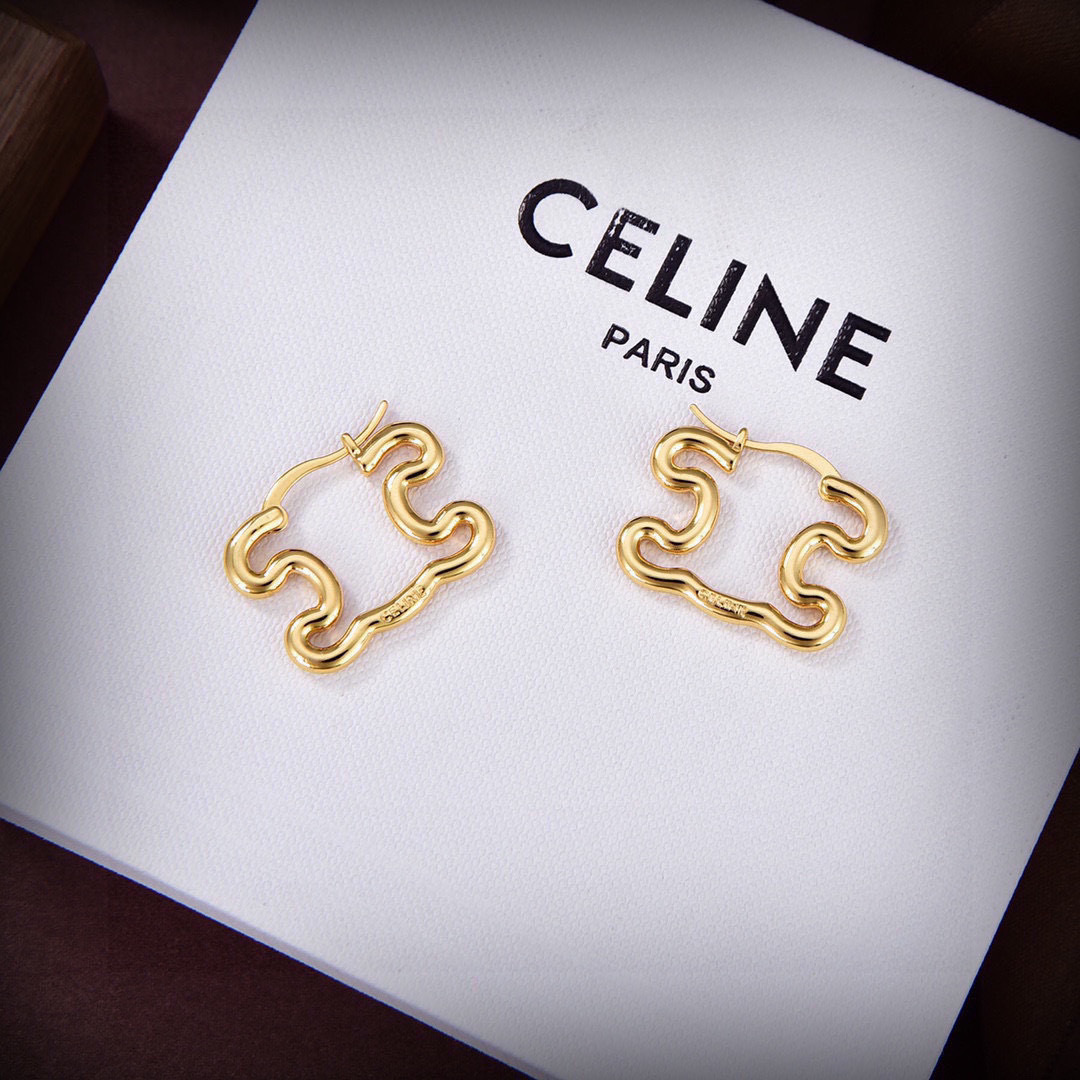 Celine Precious Wavy Hoop earrings 18k gold tone metal no gemstones 2 5cm hoop diameter