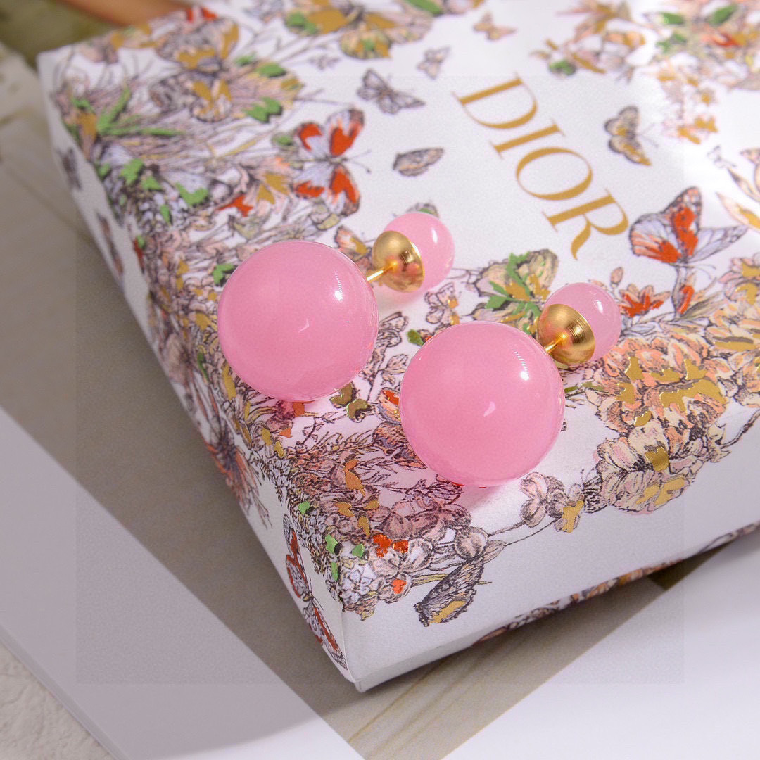 Dior necklace