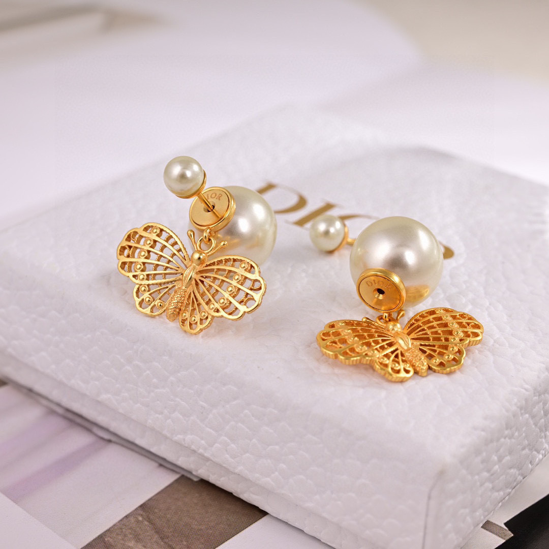 Dior Tribales earrings Gold-tone metal with white resin pearl accents One Size