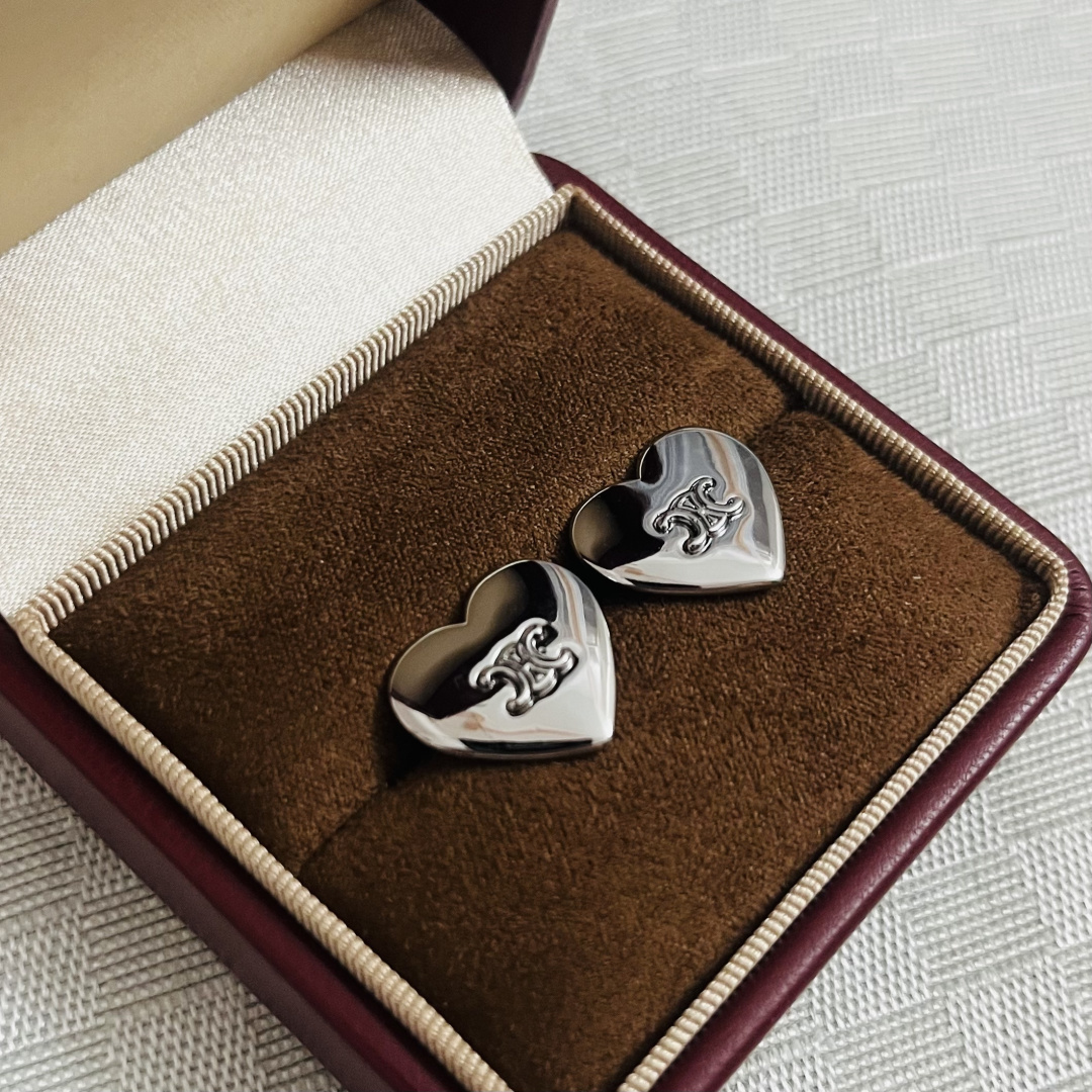 Celine Triomphe Heart Stud Earrings earrings silver-toned metal no gemstones 1 2cm stud diameter
