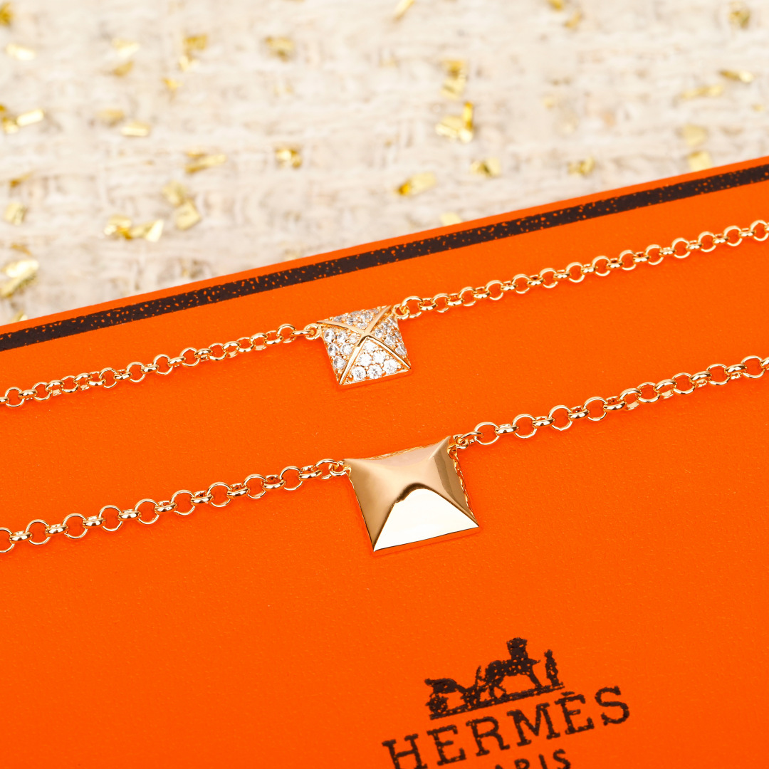 Luxury necklace