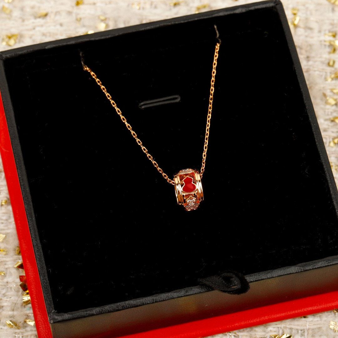 Qeelin Wulu necklace 18K rose gold pink enamel white diamond 45cm