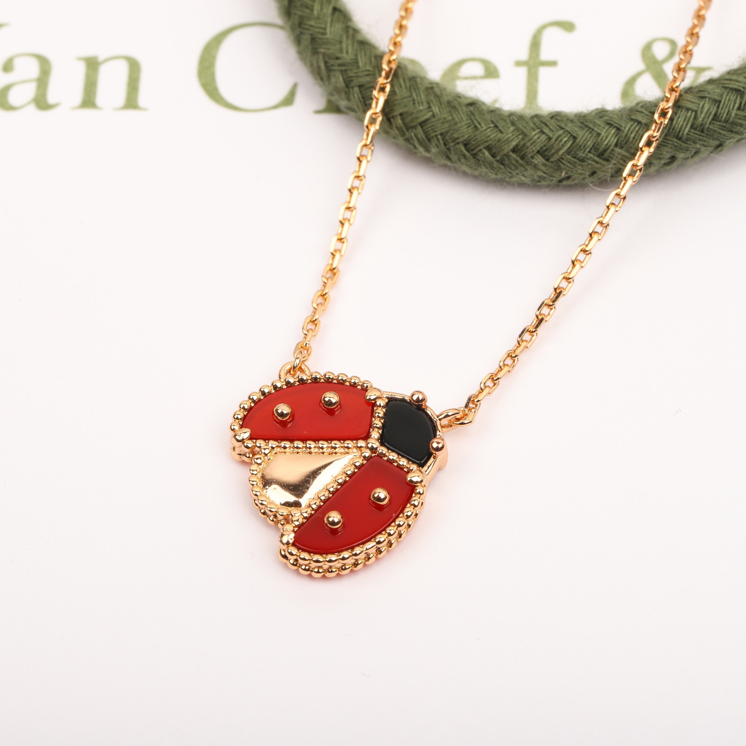 Van Cleef Arpels Lucky Spring Ladybug Pendant Necklace necklace 18k rose gold with red carnelian and black onyx 42cm with adjustable extender