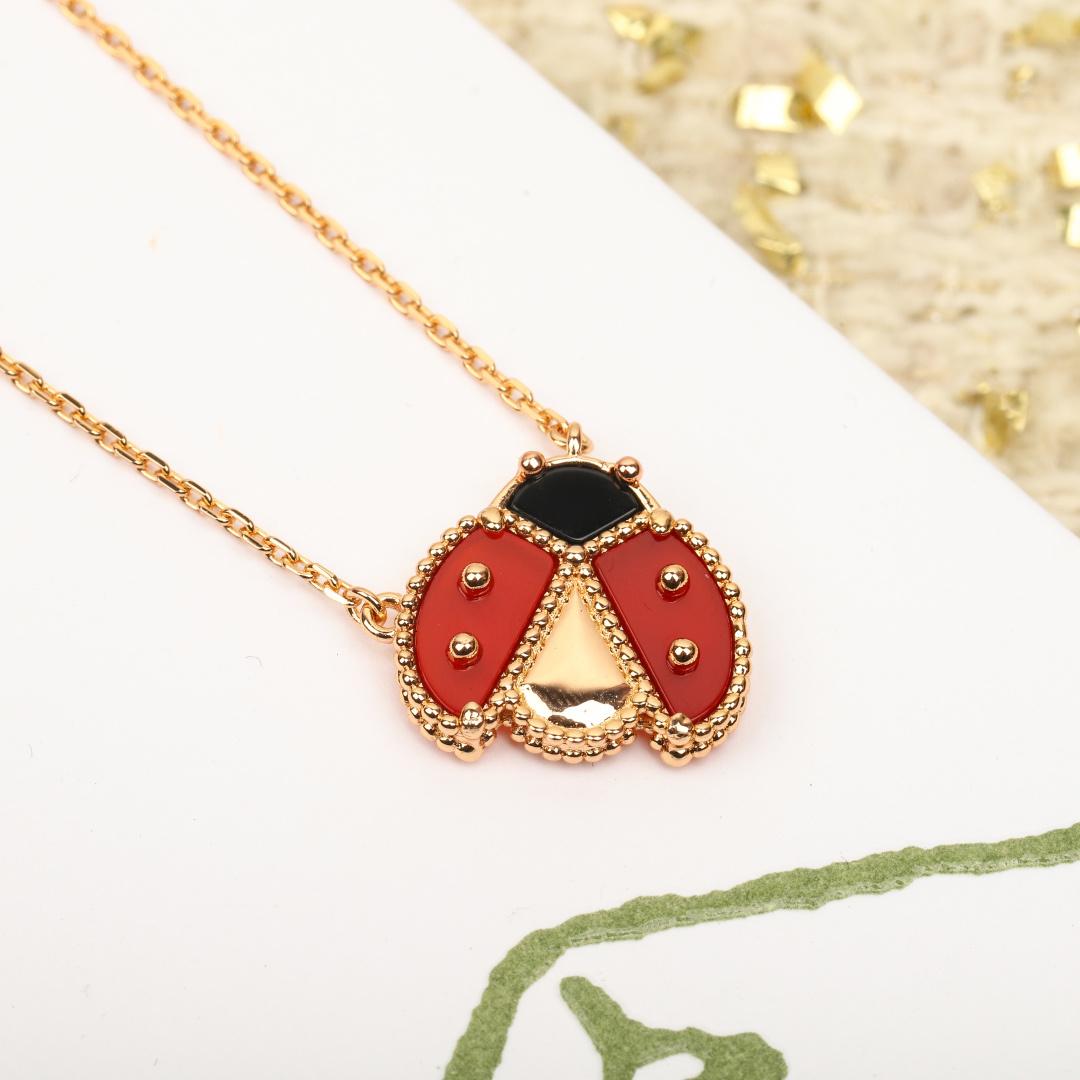 Van Cleef Arpels Lucky Spring Ladybug Pendant Necklace necklace 18k rose gold with red carnelian and black onyx 42cm with adjustable extender