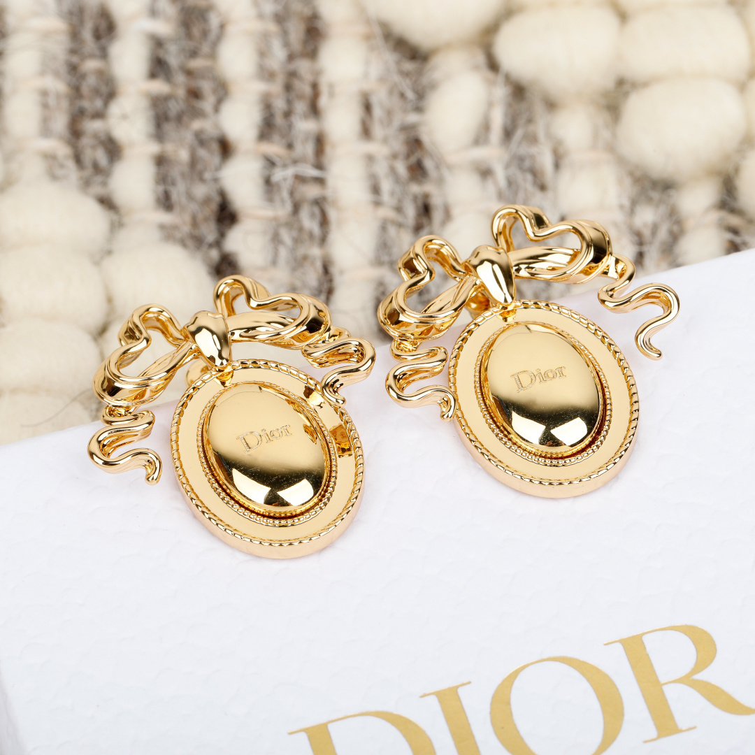 Dior Bow Oval Logo Stud Earrings earrings gold-tone metal 2cm length