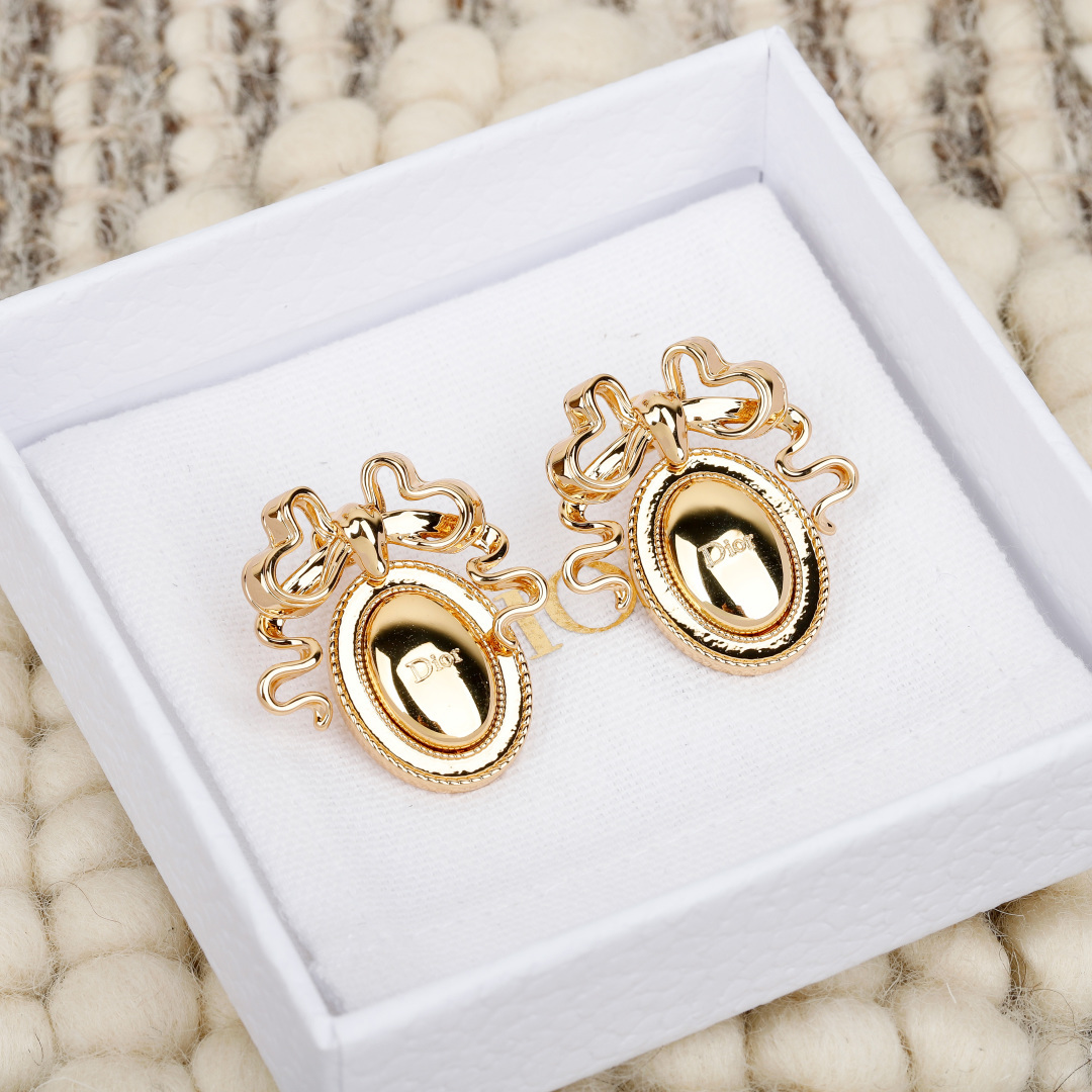 Dior Bow Oval Logo Stud Earrings earrings gold-tone metal 2cm length