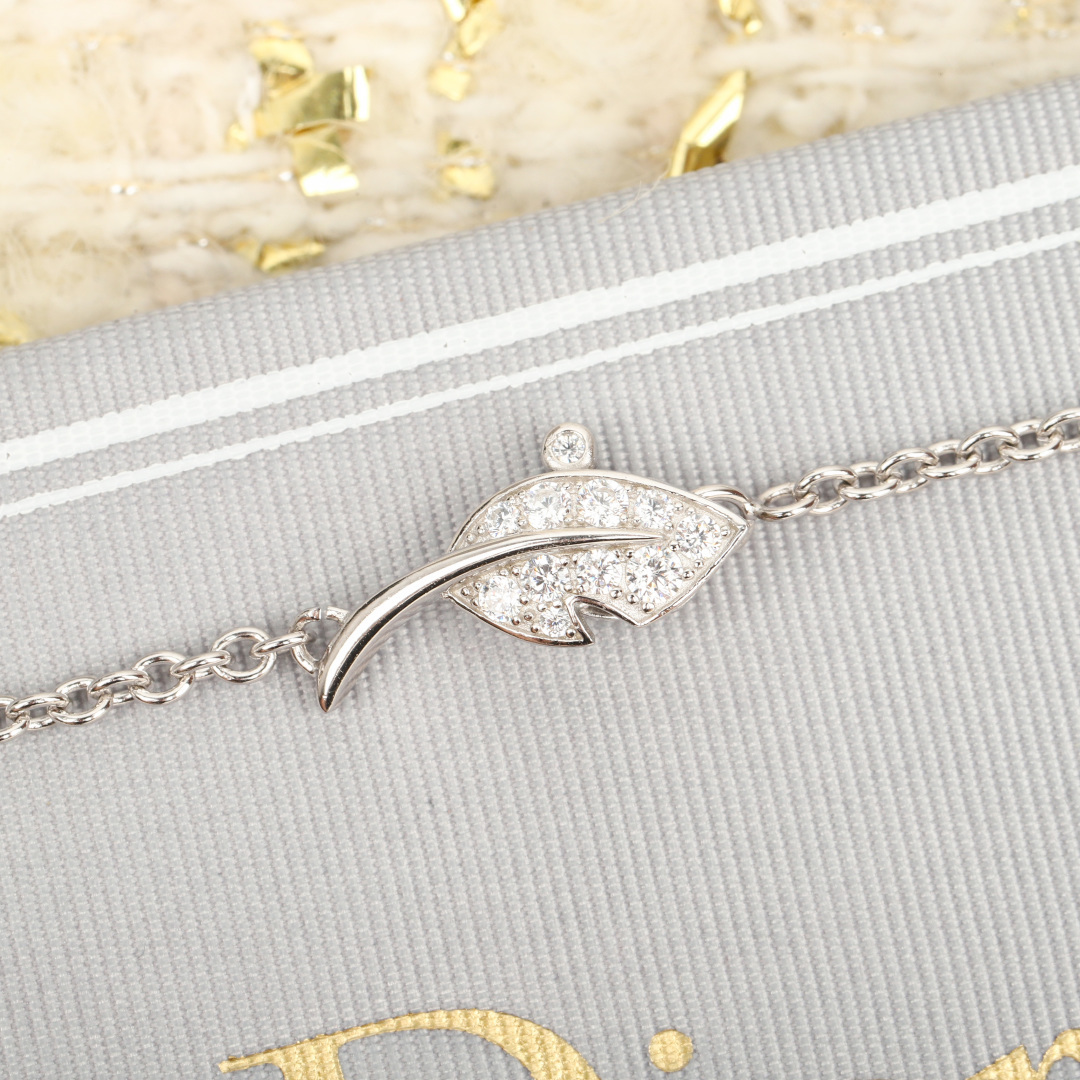 Dior Rose Dior Bagatelle necklace 18K white gold white diamond 42cm