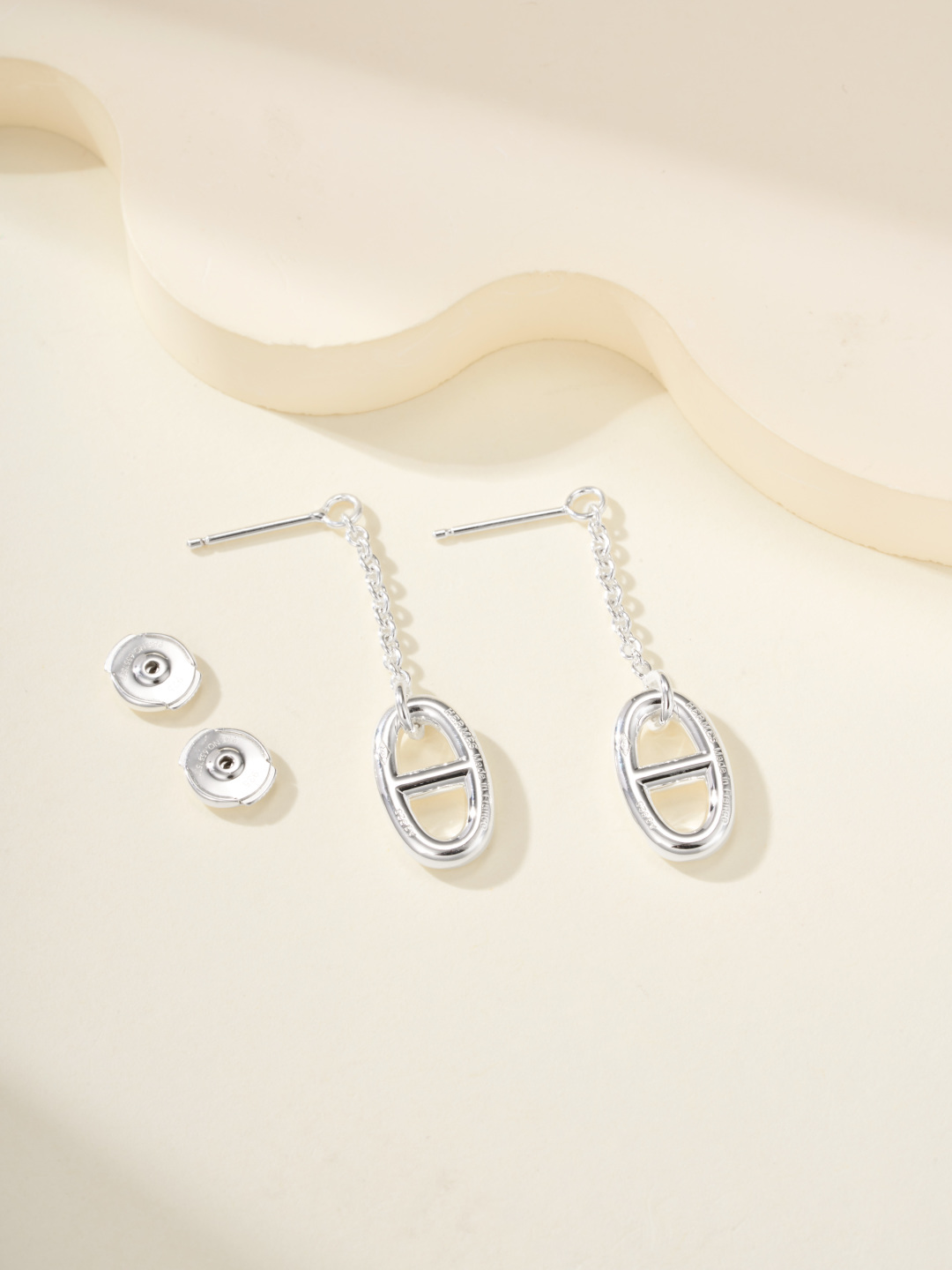 Boucles d'oreilles Hermes Farandole métal argenté sans pierres d'accent 2 longueur de chute de 5 cm