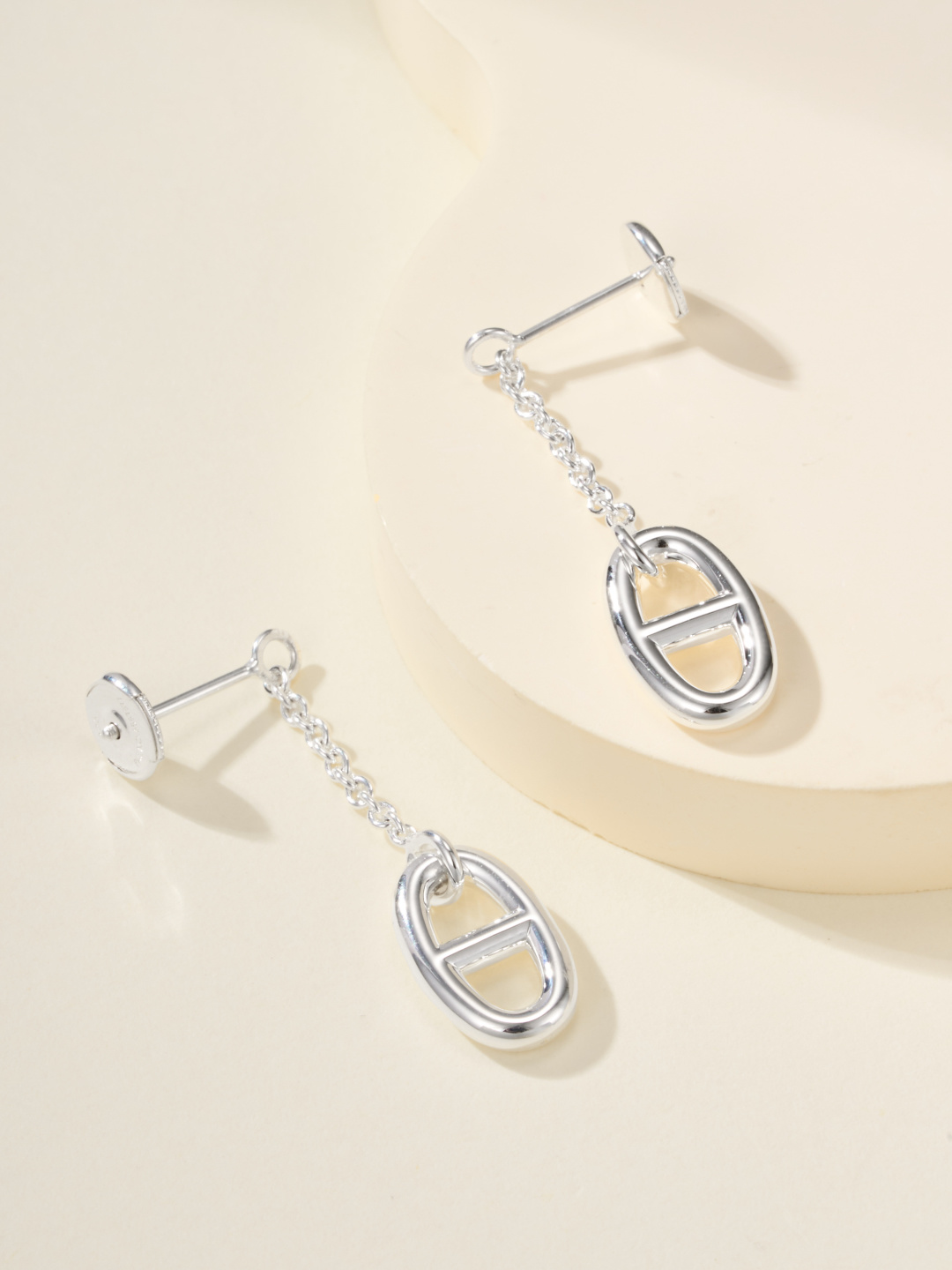 Boucles d'oreilles Hermes Farandole métal argenté sans pierres d'accent 2 longueur de chute de 5 cm