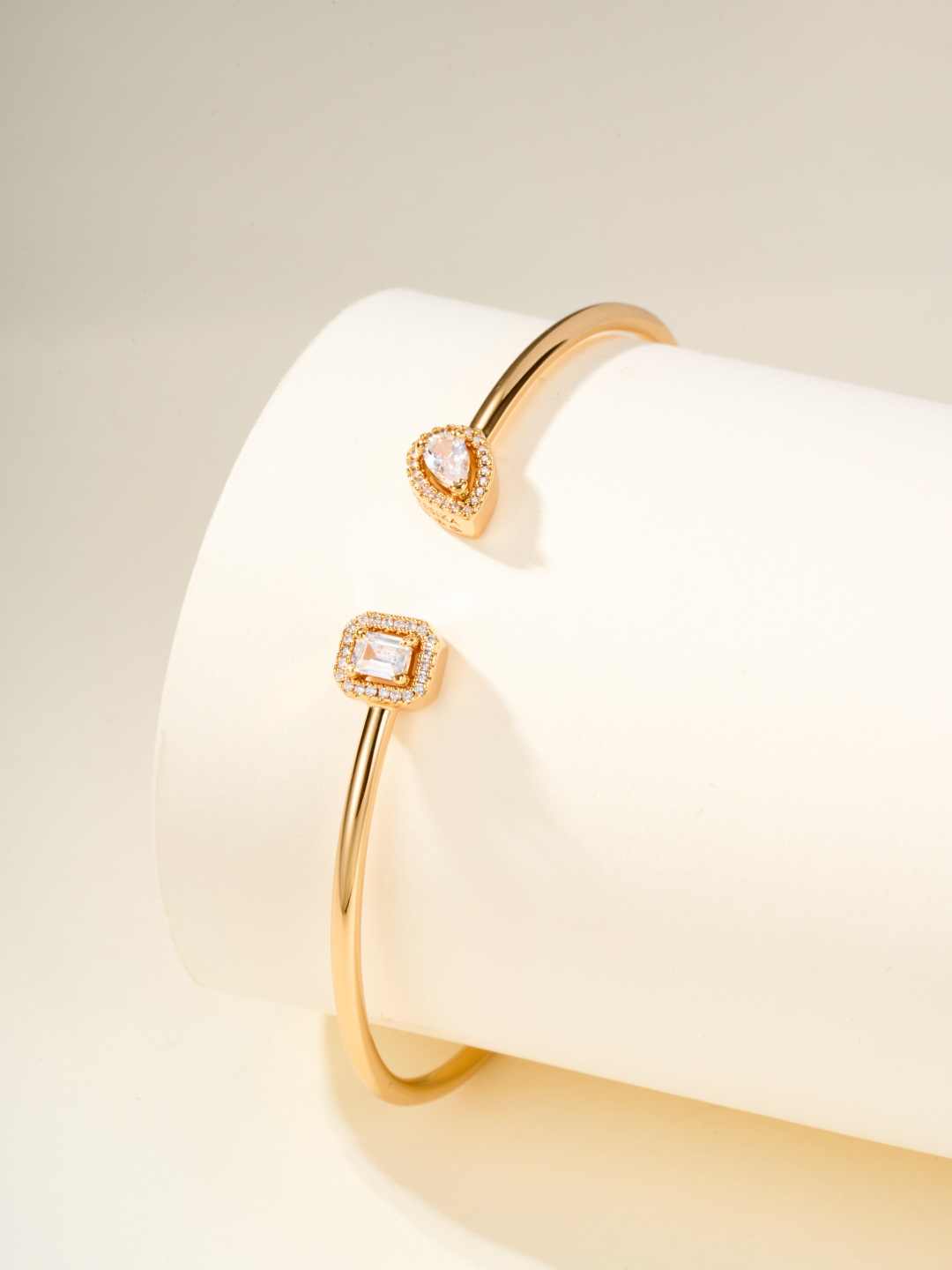 Messika My Twin bracelet yellow gold with clear diamonds 17