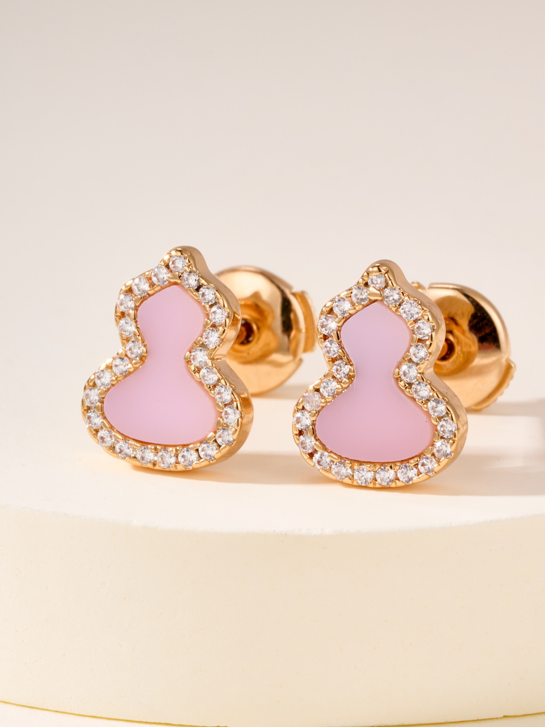 Qeelin Wulu Mini earrings 18k rose gold with diamond pave available with pink opal white mother-of-pearl red agate or green jade inlay mini stud 8mm width