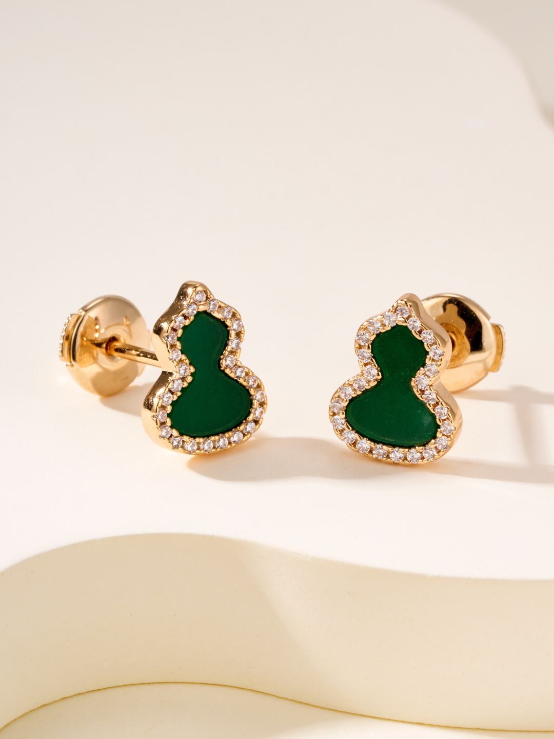 Qeelin Wulu Mini earrings 18k rose gold with diamond pave available with pink opal white mother-of-pearl red agate or green jade inlay mini stud 8mm width