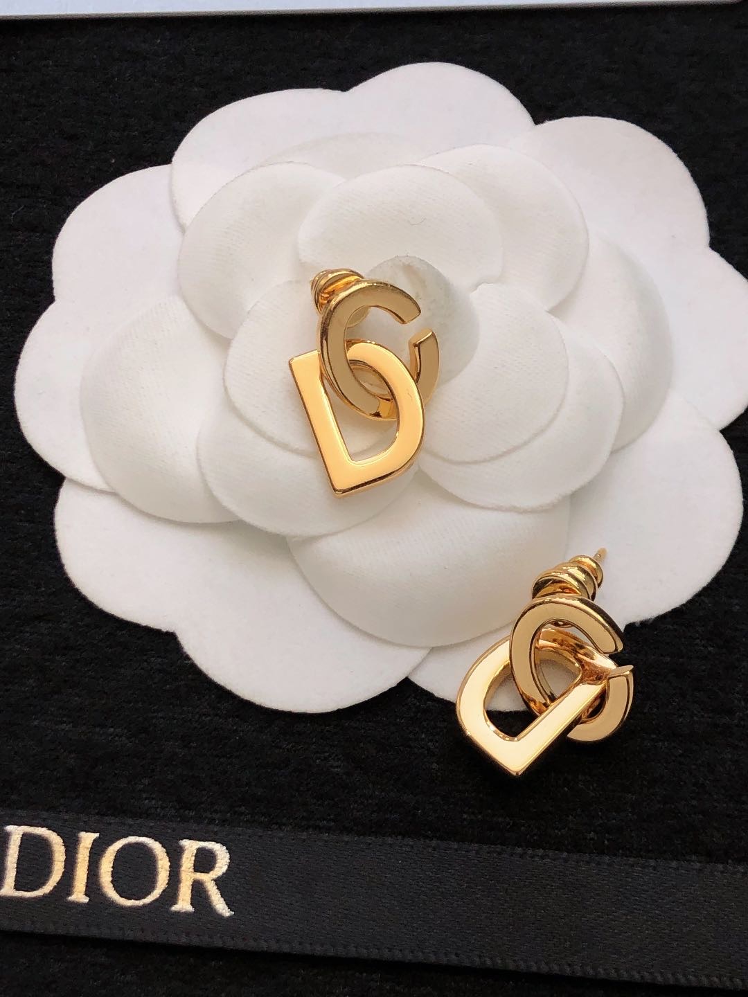 Dior CD Logo earrings matte gold-tone metal 2 5cm drop length