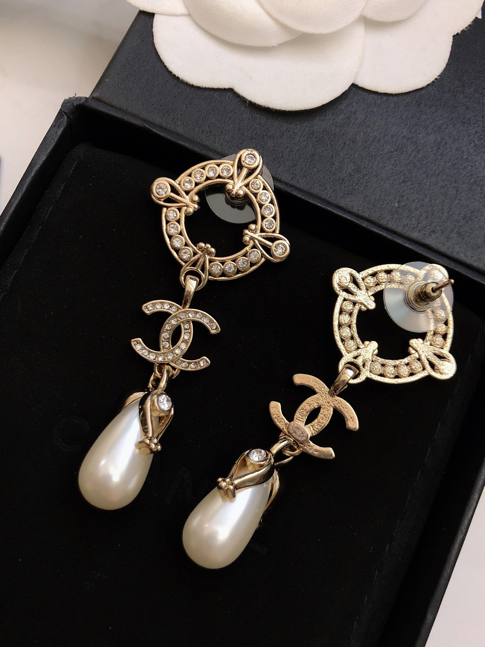 Chanel CC Logo Pearl Drop Earrings earrings Champagne gold metal clear crystal white pearl 4 5cm drop length