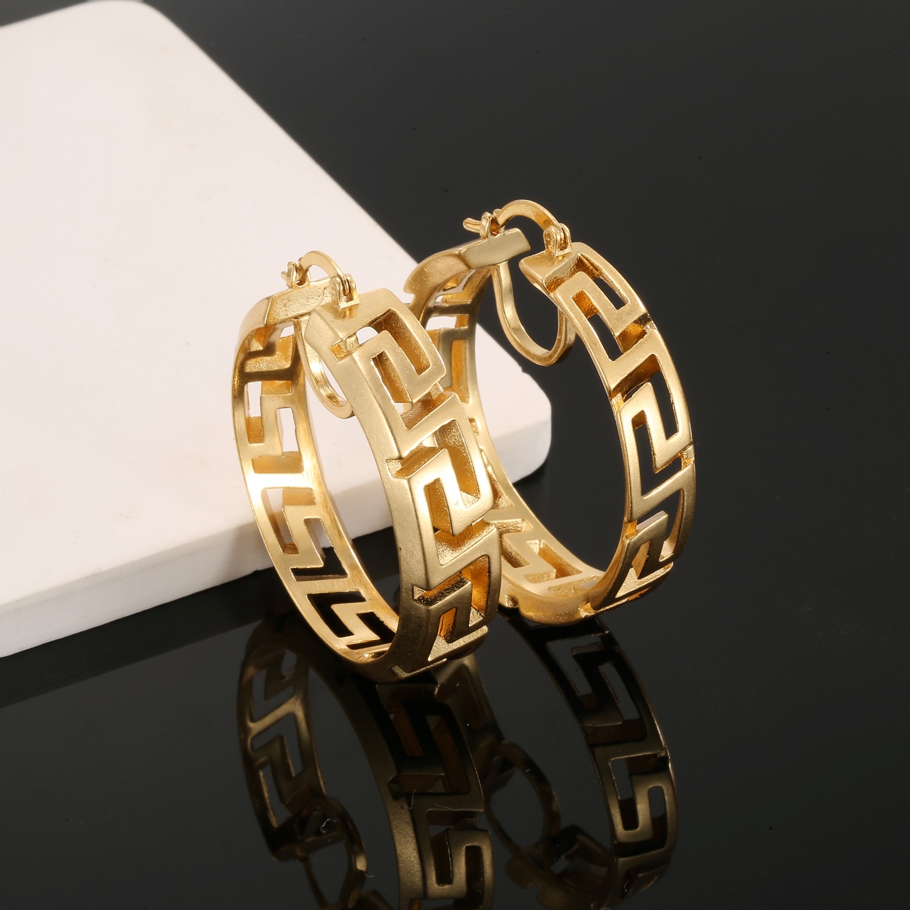 Luxury necklace