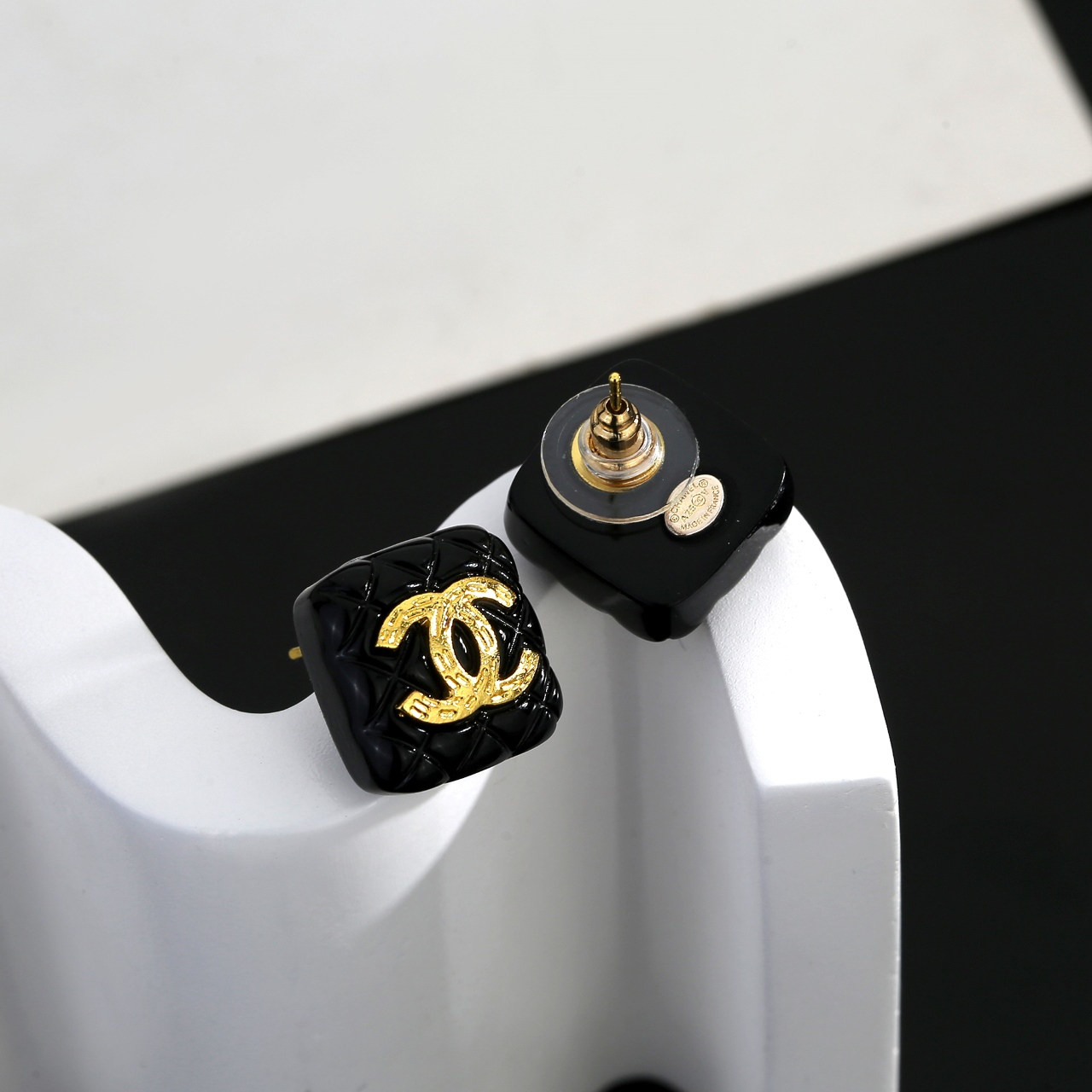 Chanel CC Quilted Square Stud Earrings earrings Black resin with gold-tone metal CC logo 1 5cm