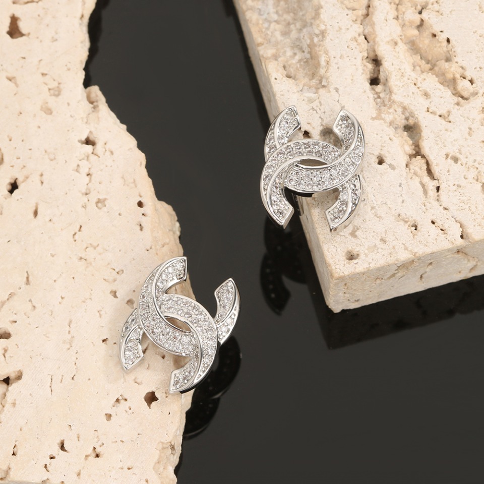 Chanel CC Logo Crystal Stud Earrings earrings silver-toned metal with clear crystal stones 1 5cm stud diameter